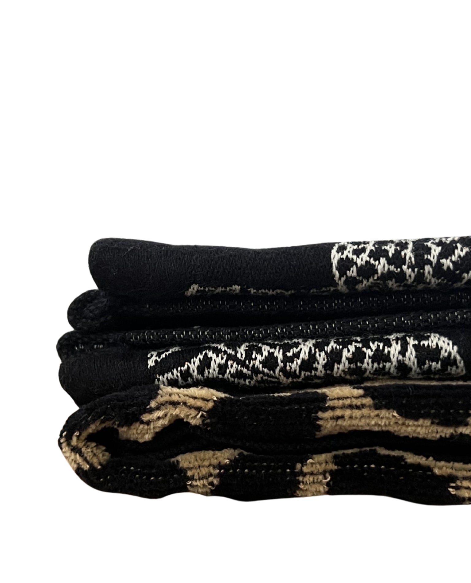 XXL Strandtuch mit braunem Leopardenmuster, gefaltet – Afrika Kollektion von Dolcefrotto