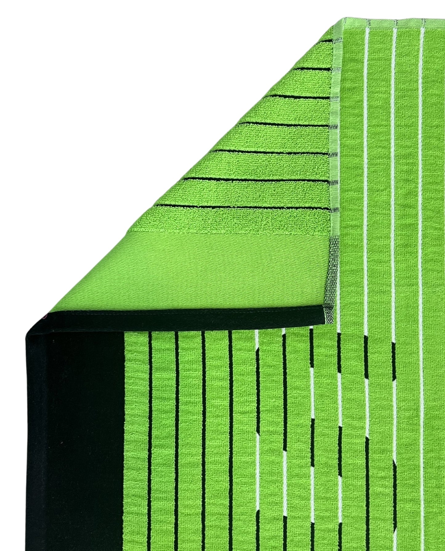 XXL Strandtuch mit sportlichem Schriftzug in Grün, Ecke und Detailansicht – Sport Kollektion von Dolcefrotto